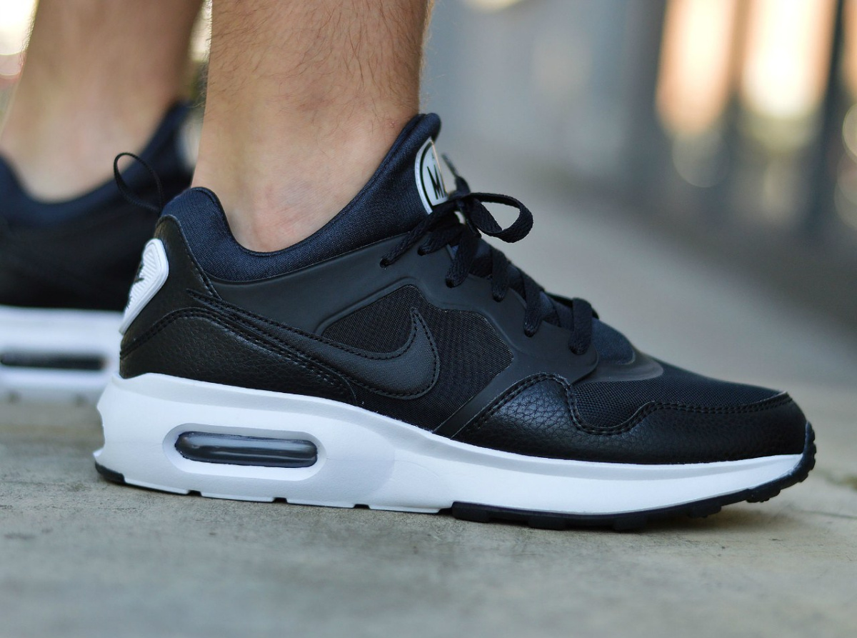 nike air max prime black and white