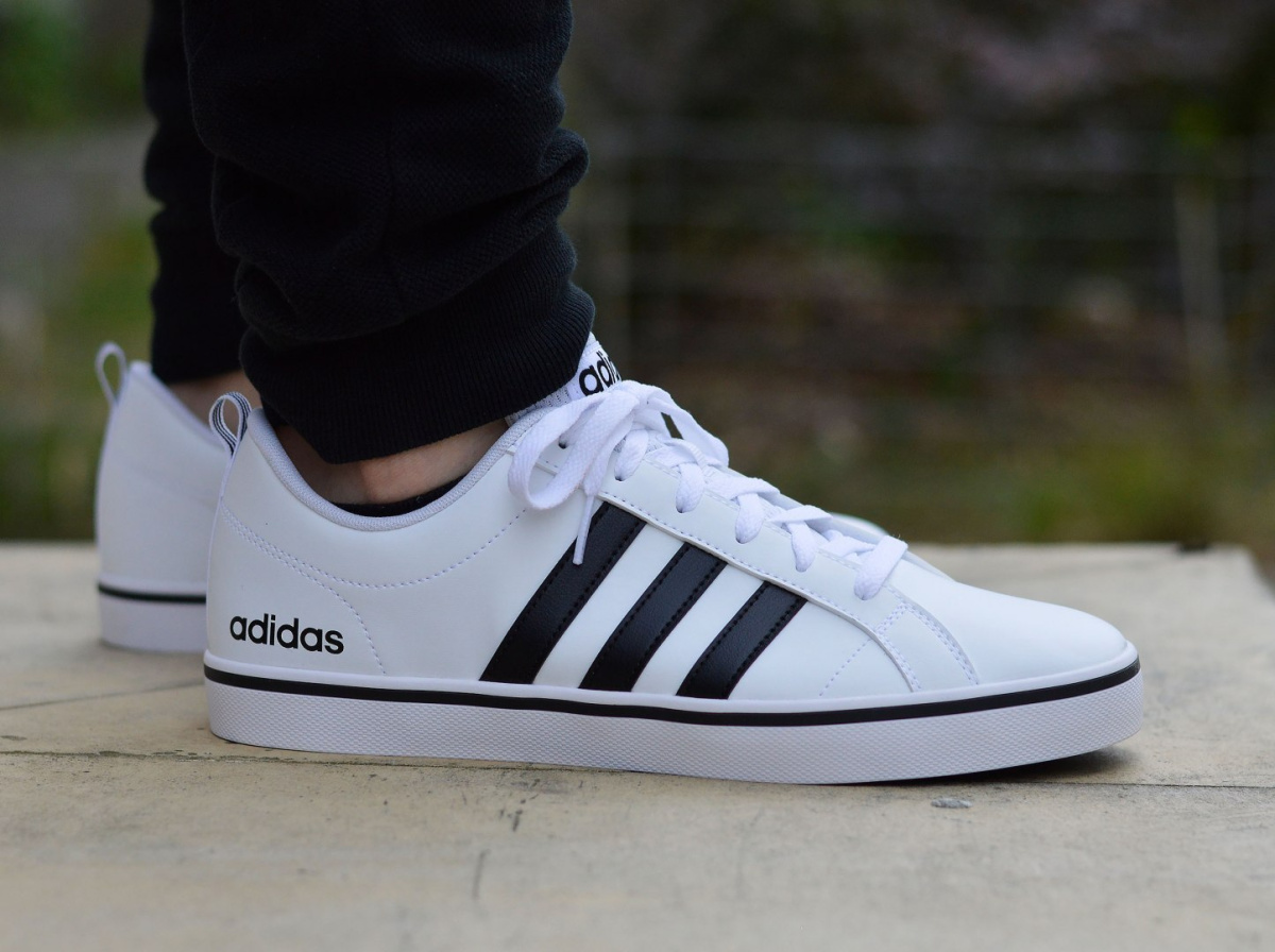 aw4594 adidas