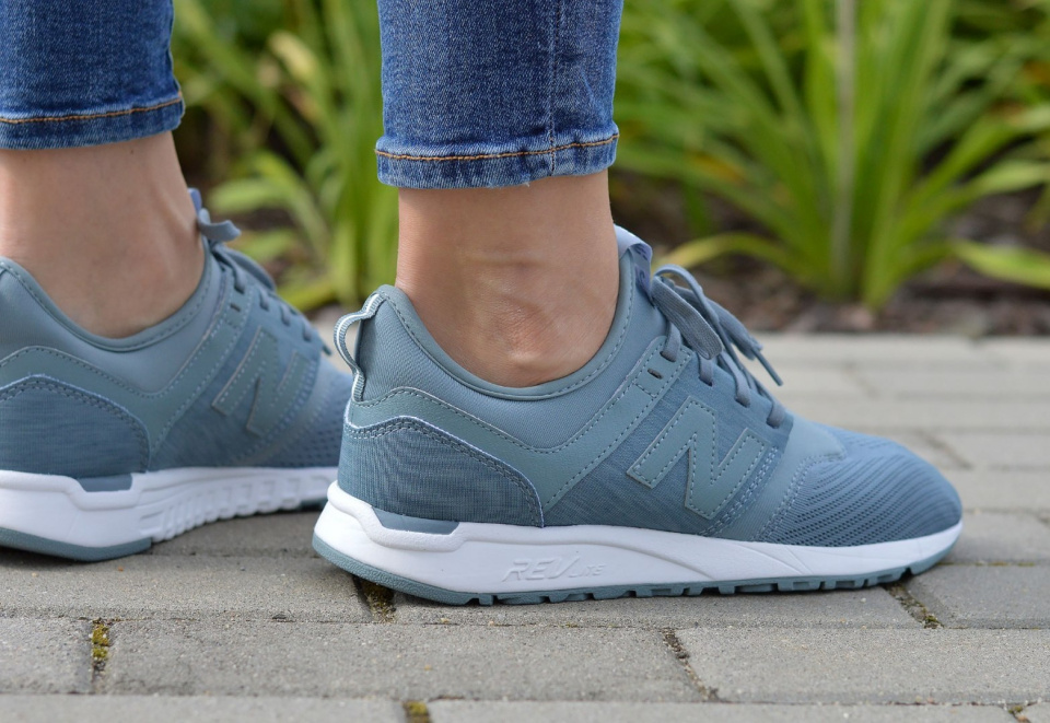 New Balance WRL247SQ New Balance WRL247SQ