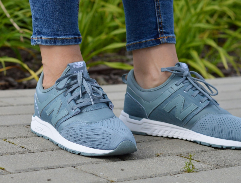 New Balance WRL247SQ New Balance WRL247SQ