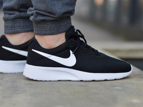 nike tanjun herren grün