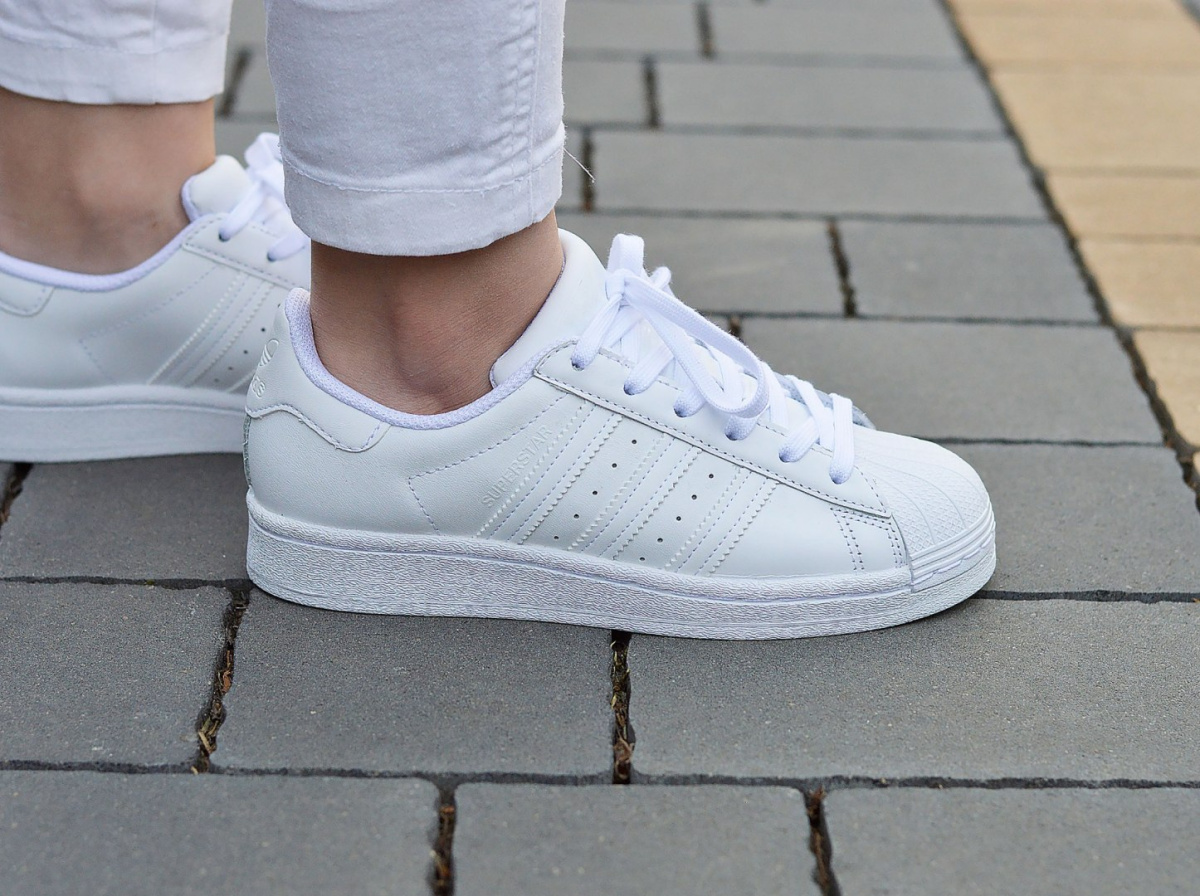 adidas superstar j