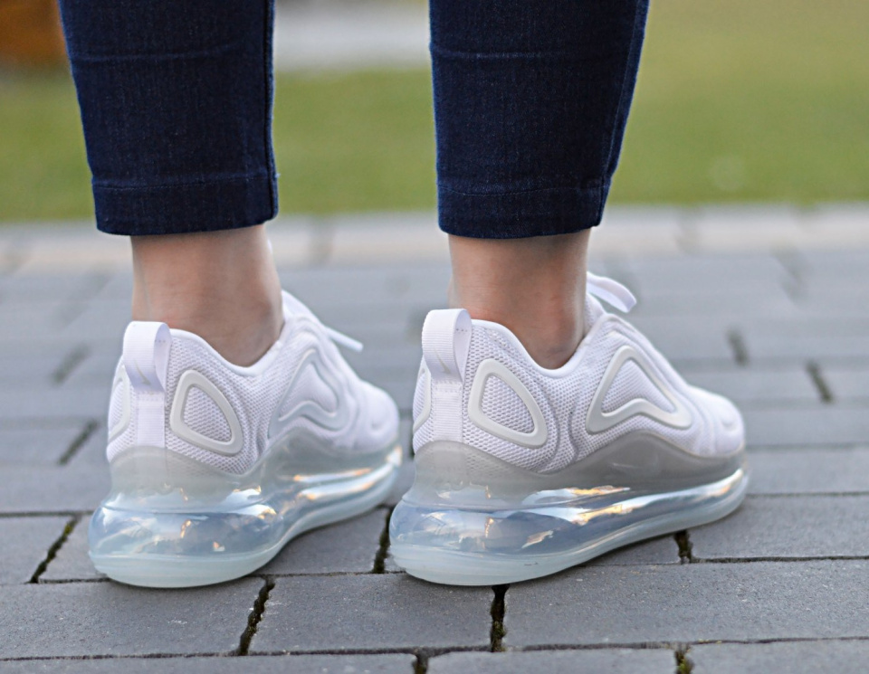 Nike Air Max 720 AQ3196-100 Nike Air Max 720 AQ3196-100