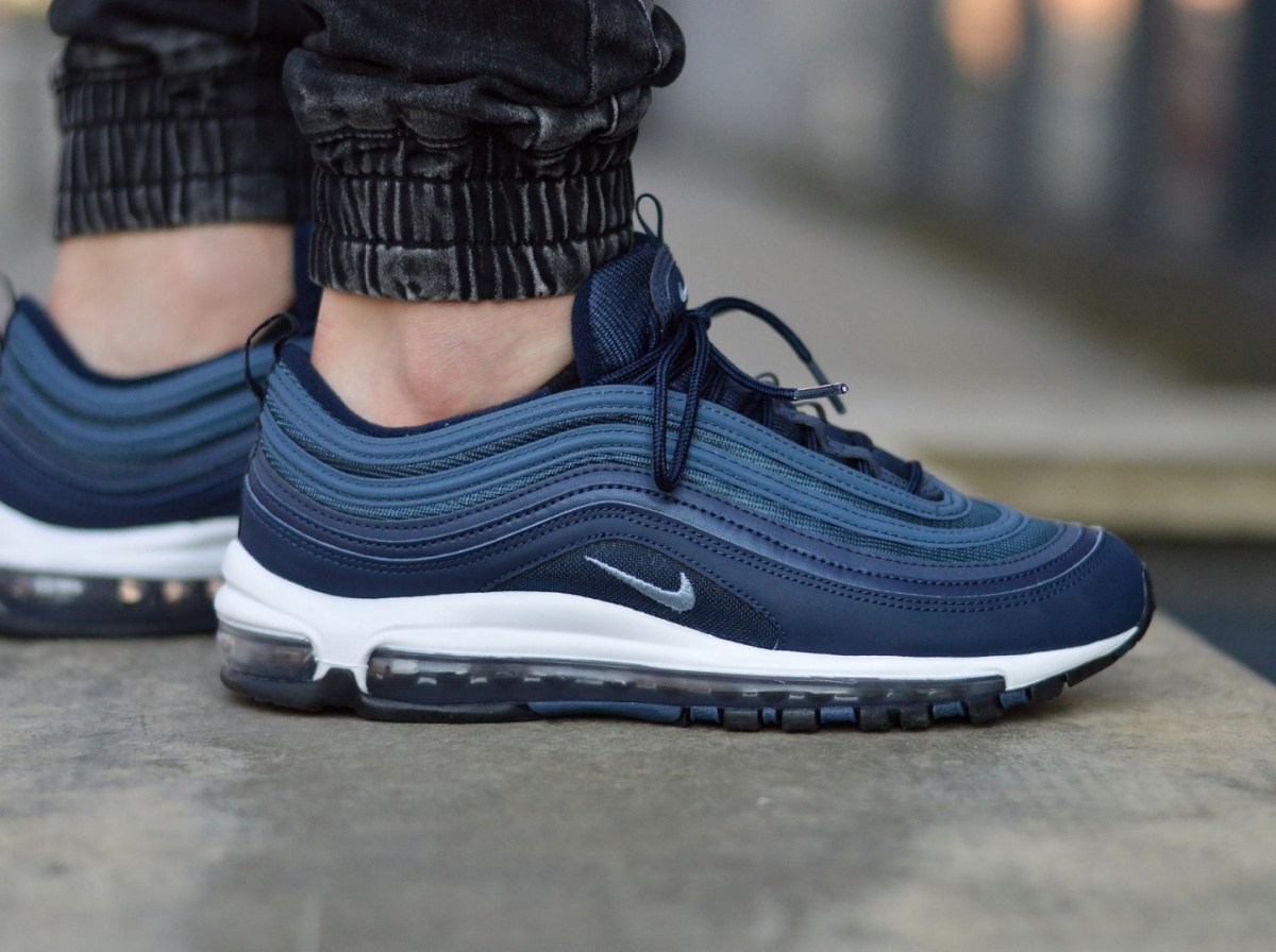 nike 97 essential