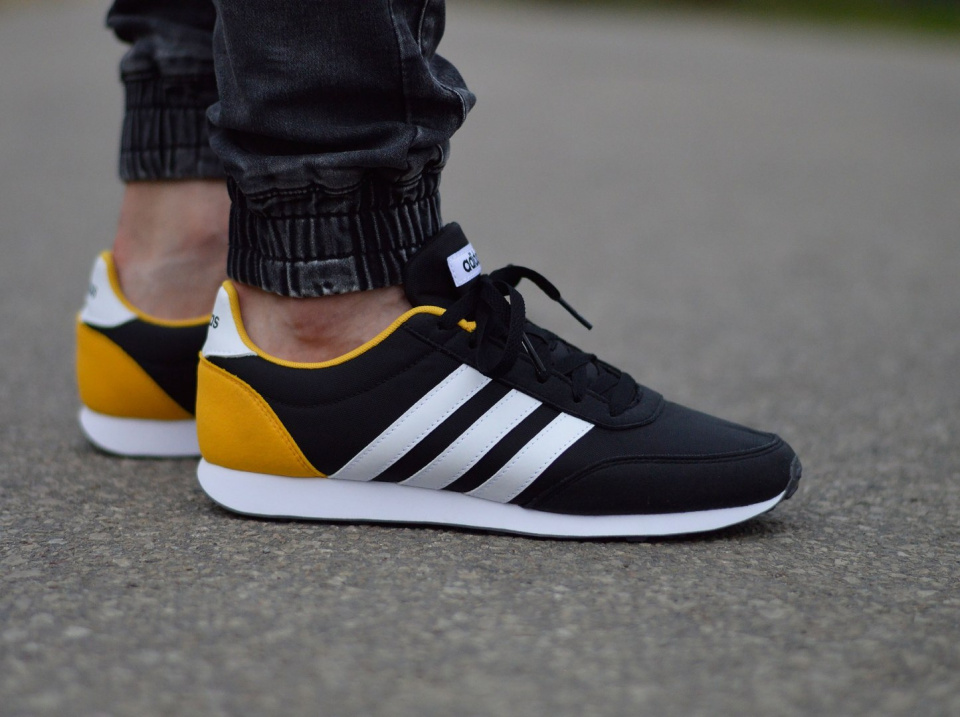 adidas v racer 2.0