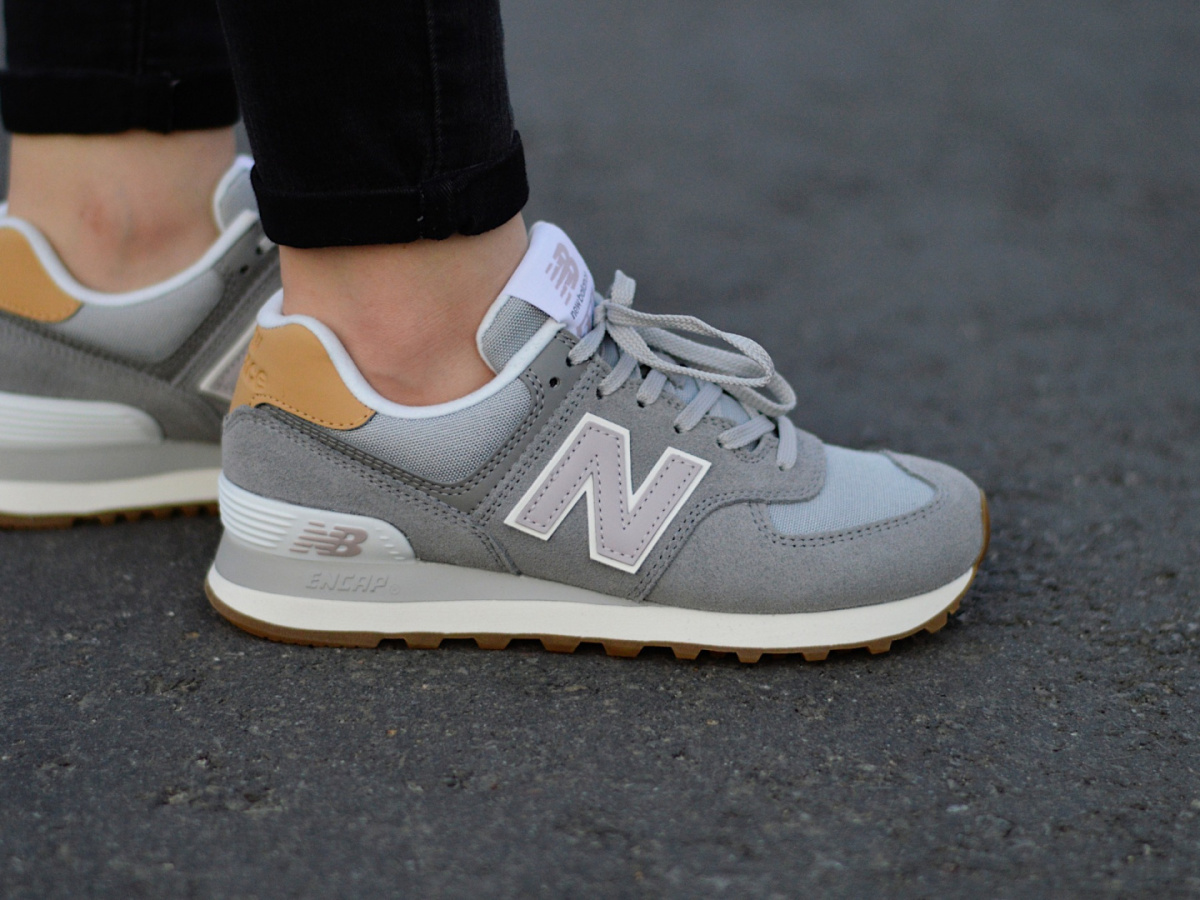 New Balance WL574NA2
