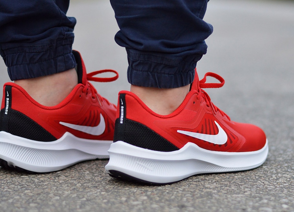 Nike Downshifter 10 CI9981-600 Nike Downshifter 10 CI9981-600
