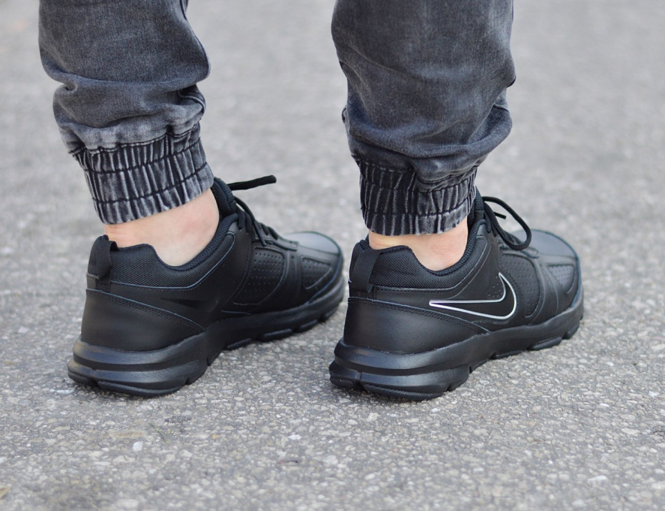 Nike T-Lite XI 616544-007 Nike T-Lite XI 616544-007