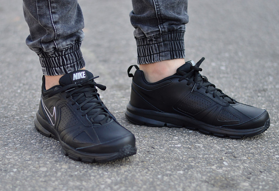 Nike T-Lite XI 616544-007 Nike T-Lite XI 616544-007