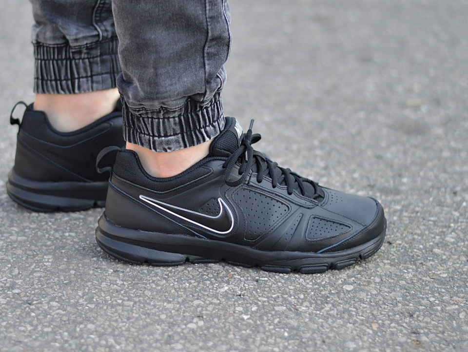 Nike T-Lite XI 616544-007 Nike T-Lite XI 616544-007