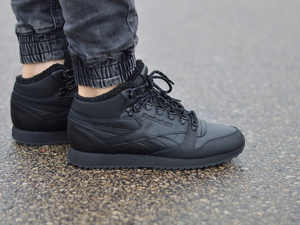 شائع ابق مستيقظا المهندسين reebok 