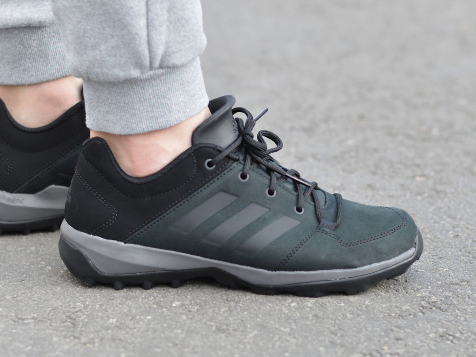 Adidas Daroga Plus Lea B27271 Adidas Daroga Plus Lea B27271