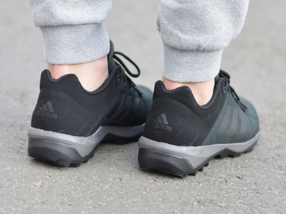 Adidas Daroga Plus Lea B27271 Adidas Daroga Plus Lea B27271