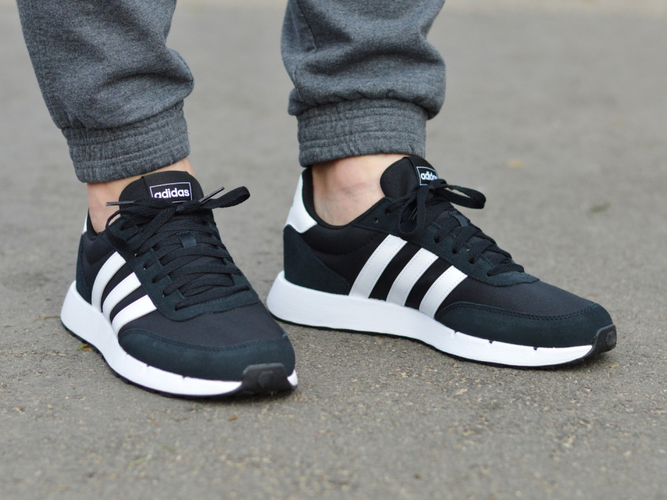 Adidas Run 60s FZ0961 Adidas Run 60s FZ0961