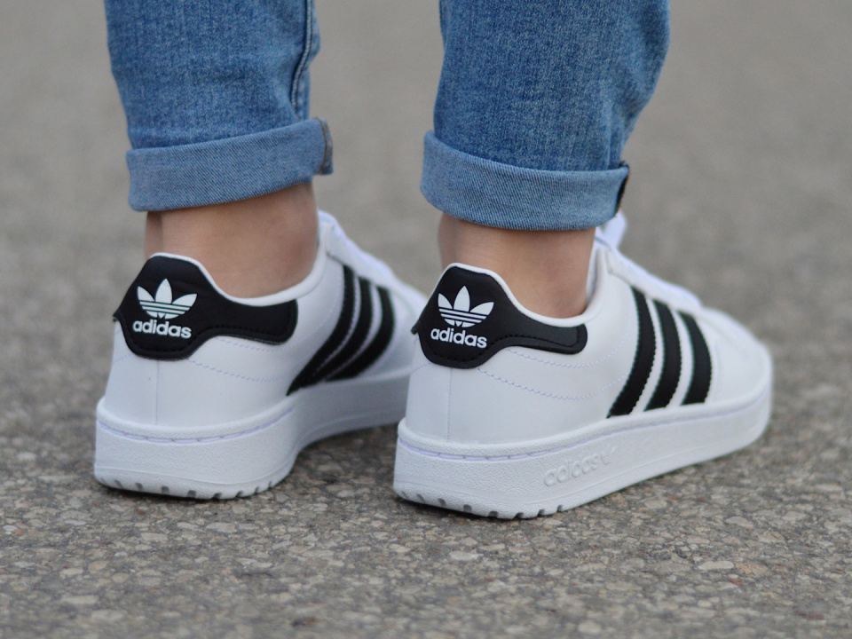 Adidas Team Court J EF6815 Adidas Team Court J EF6815