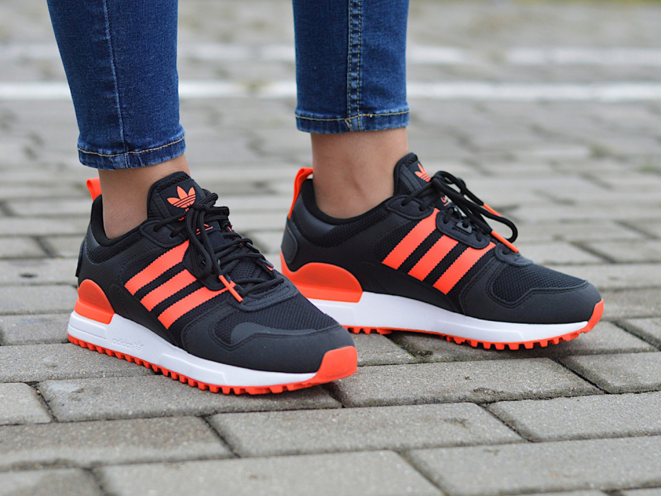 Adidas ZX 700 HD J H68623 Adidas ZX 700 HD J H68623